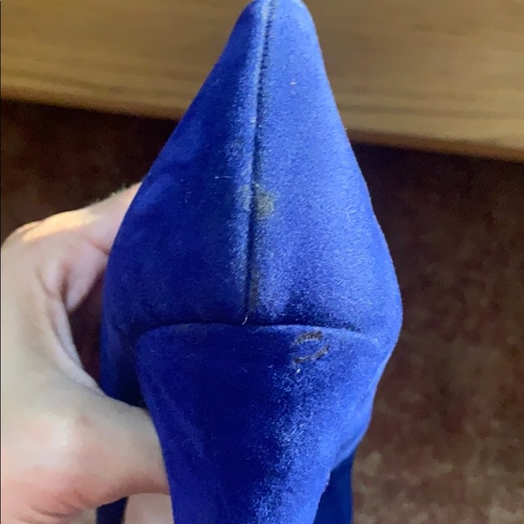 Stilettos - Picture 3 of 5